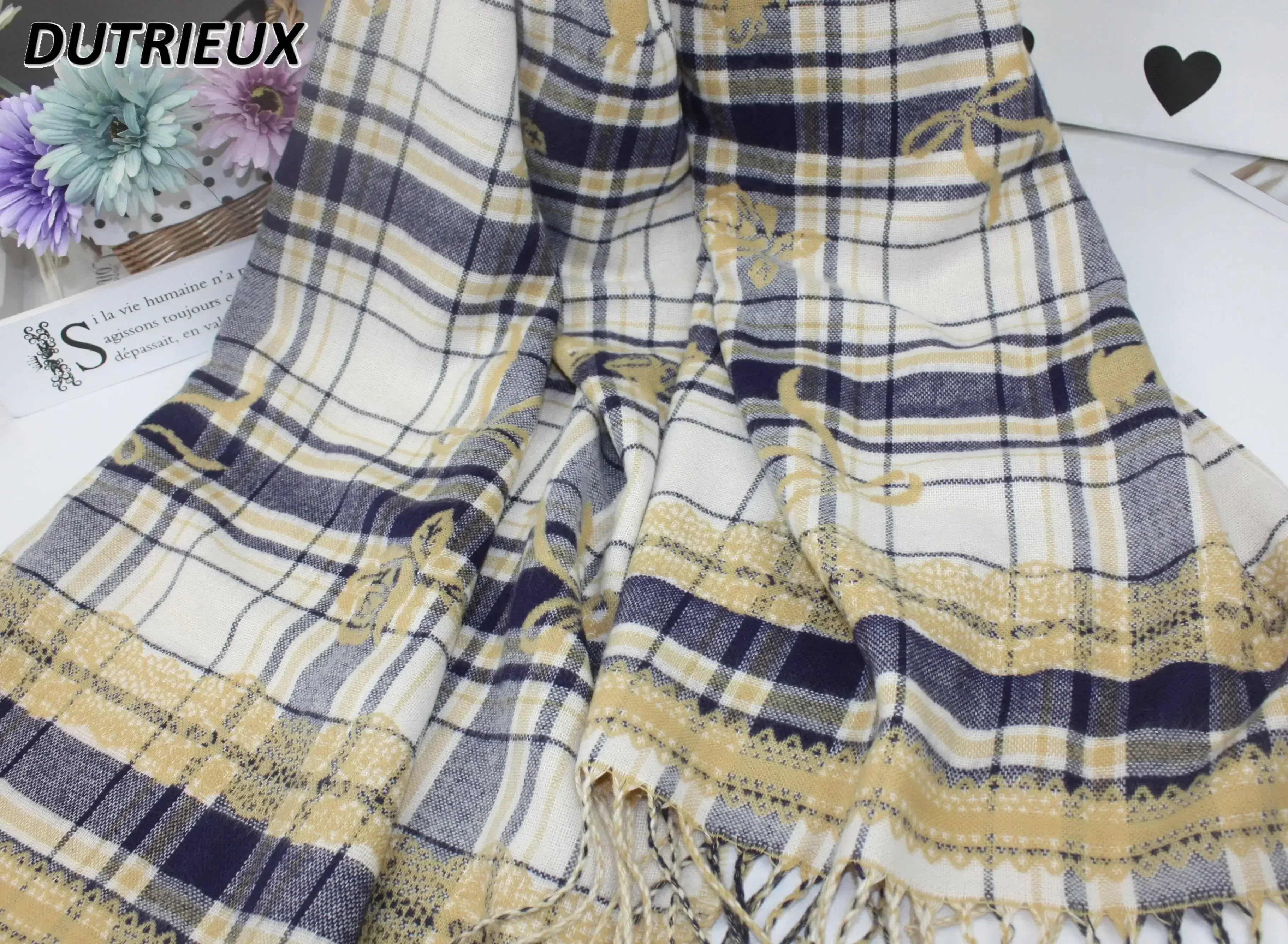 Lenço japonês novo xadrez jacquard bonito coelho arco novo inverno feminino quente dupla face cashmere xale lolita cachecol para gilrs