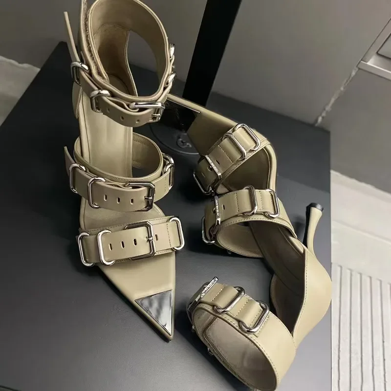 Nieuwe Sexy Puntige Metalen Decoratie/Riemgesp/Naaldhakken Sandalen Europese En Amerikaanse Mode Luxe Sandalen Nachtclub