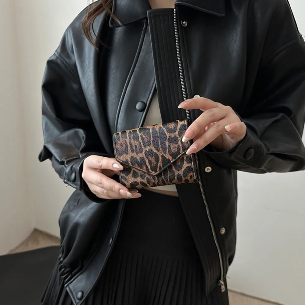 Fashion Elegant Leopard Short Wallet Korean Style PU Leather Envelope Clutch Bag Handbag Card Holder Coin Purse Women