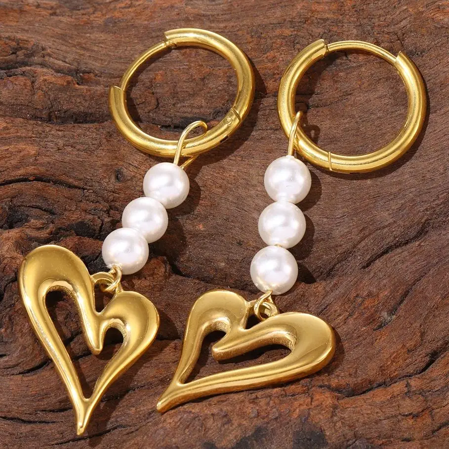 Nivora تقليد اللؤلؤ جولة انخفاض القرط 316L الفولاذ المقاوم للصدأ استرخى أقراط للنساء موضة مقاوم للماء النساء المجوهرات