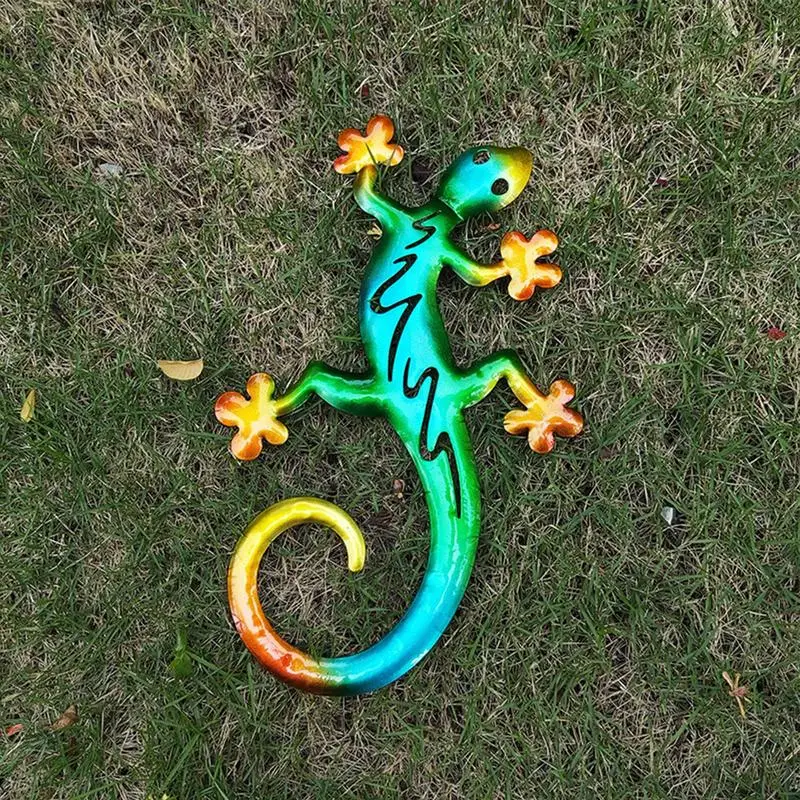 Metal Lizard Wall Decor Colorful Wall Hanging Inspirational Wall Art Garden Statues & Sculptures for window Tree Trunk Fence