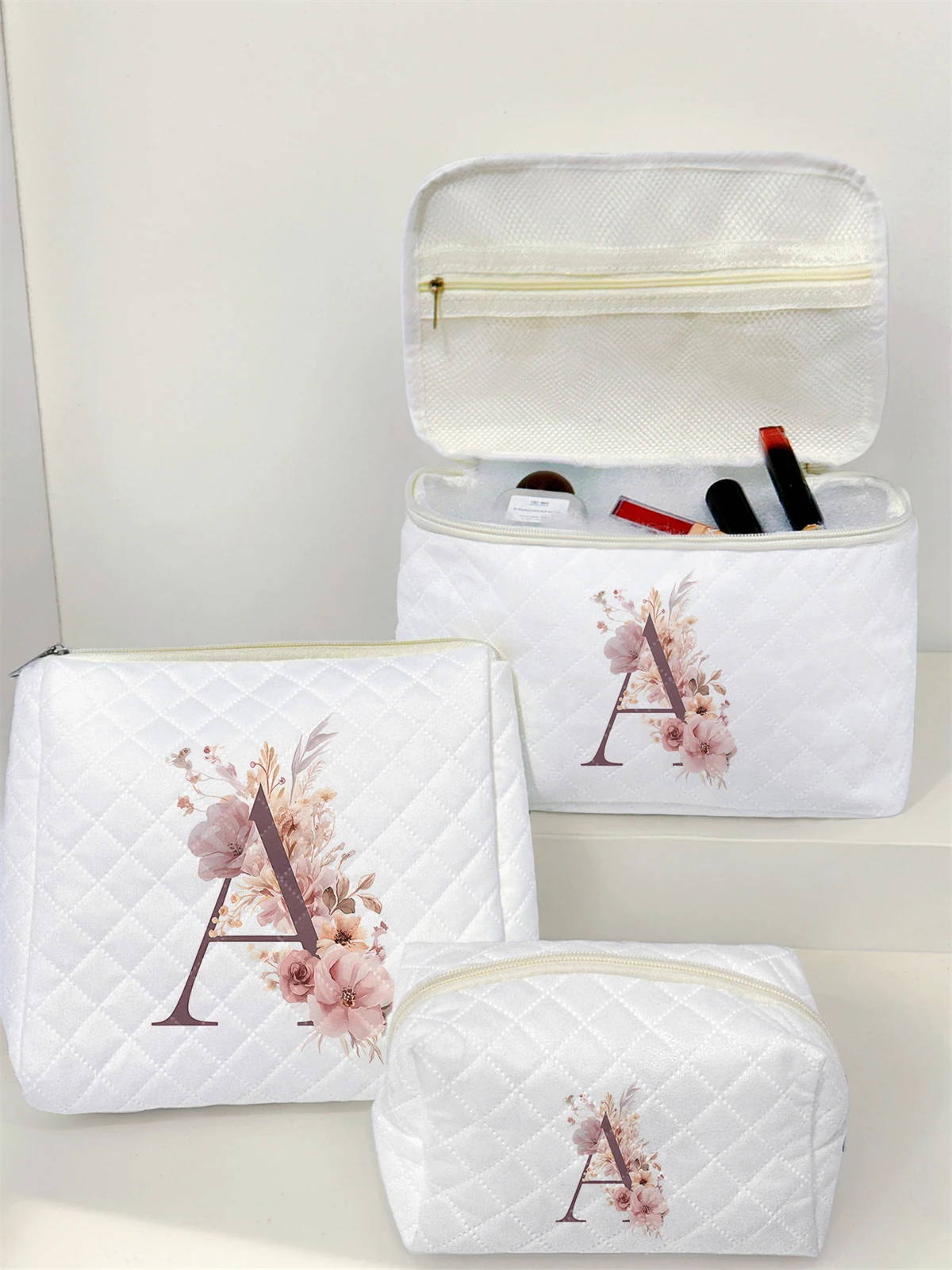 

1 Set Portable Makeup Bag, Large Capacity Design, Easily Accommodate Your Cosmetics, Lightweight And Portable For Storing Cosmet