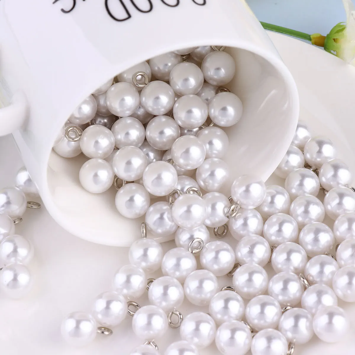 

100Pcs Pearl Button White 10mm Durable Clothes Button Wedding Dress Pendant DIY Crafts Decor Pearl Buttons Embellishments