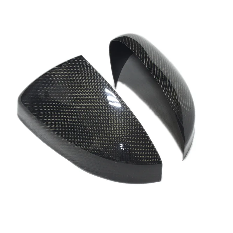 

Для пары защитных чехлов с модифицированными корпусами зеркала заднего вида из настоящего углеродного волокна, наклеенными на Audi TT 2015.