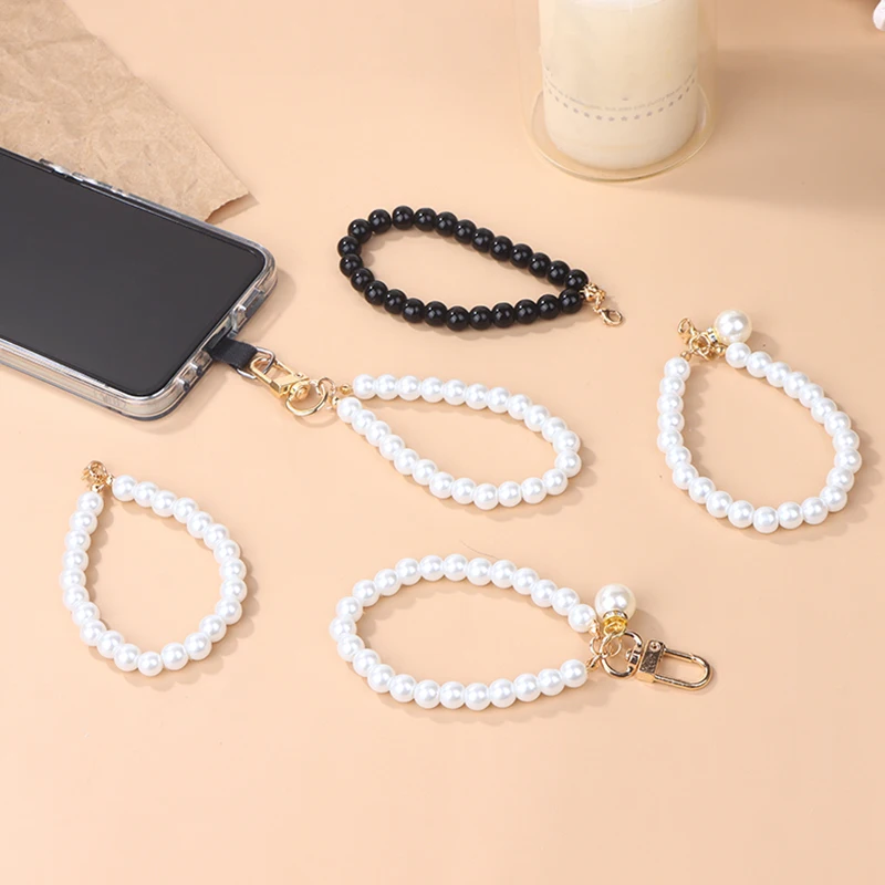 

Simulated Pearl Keychain Earphone Bag Pendant Wrist Beaded Key Holder Pearl Beaded Bracelet Keyring Women Mobile Phone Ornament