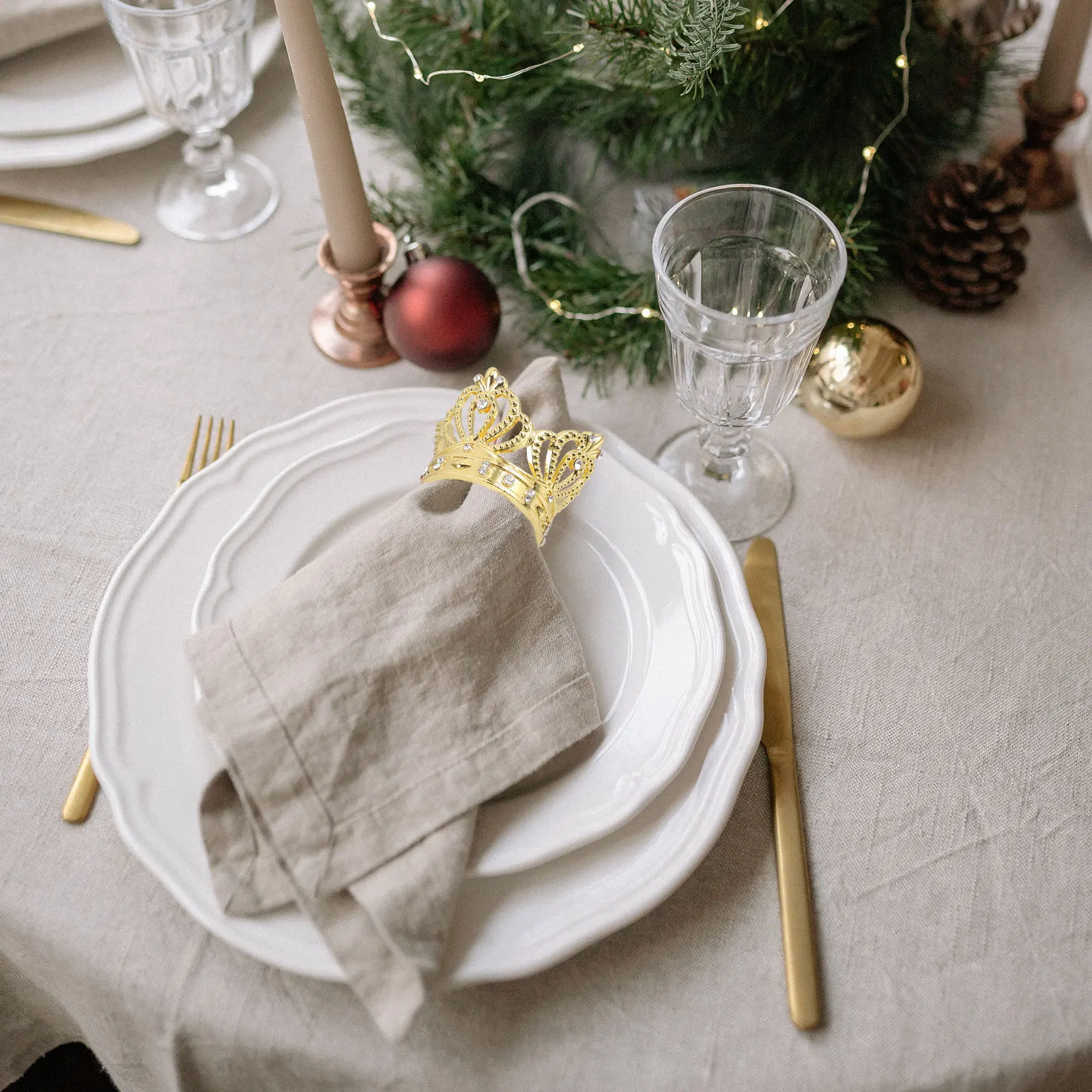 

6pcs Crown Rings Zinc Alloy Table Decor Accessories Wedding Home Restaurant European Serviette Holder Silver Reusable