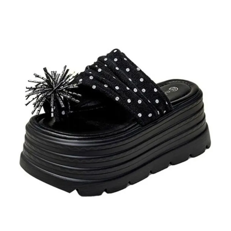 New 2026 Wave Dot Thick Soled Slippers for Women in The Summer of Height Increasing, Small and Fashionable Cool Slippers Trend