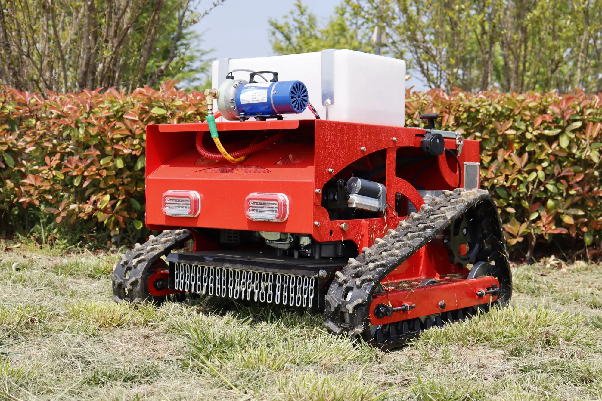 7.5HP 550mm Agricultural and Forestry Remote Control Lawn Mower for Own Garden Farm