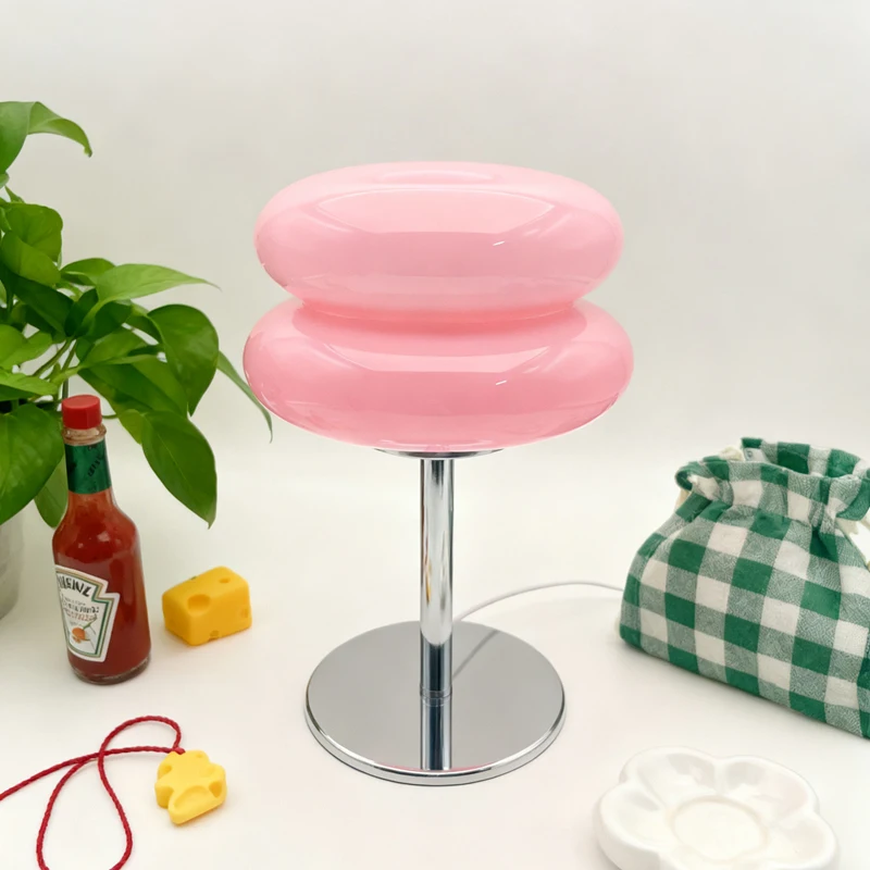 Lampe de table annulaire Bauhaus, lampe d'art antique vintage pour chevet, lumière ambiante de style ins avec base en métal et décoration en verre