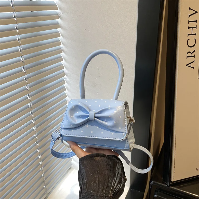 2026 New Women's Handbag Fashion High Quality Women's Crossbody Bag Cute and Versatile Girl Multi Functional Storage Small Bag