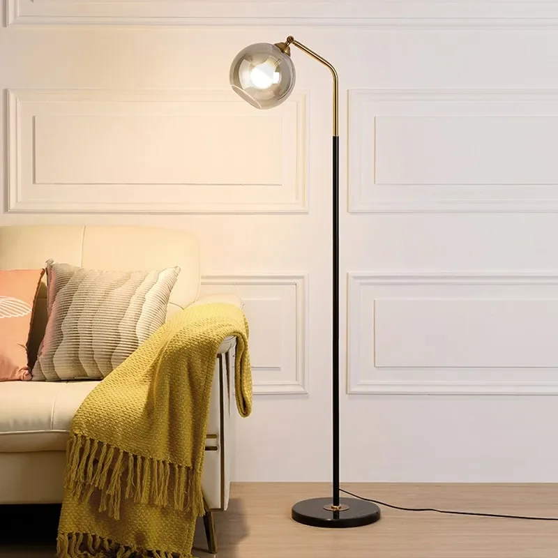 Imagem -02 - Nordic Led Glass Floor Lamp Round Ball Standing Luzes Lâmpadas de Leitura Luminárias Modernas Salas Quarto Estudo Preto Ouro Branco