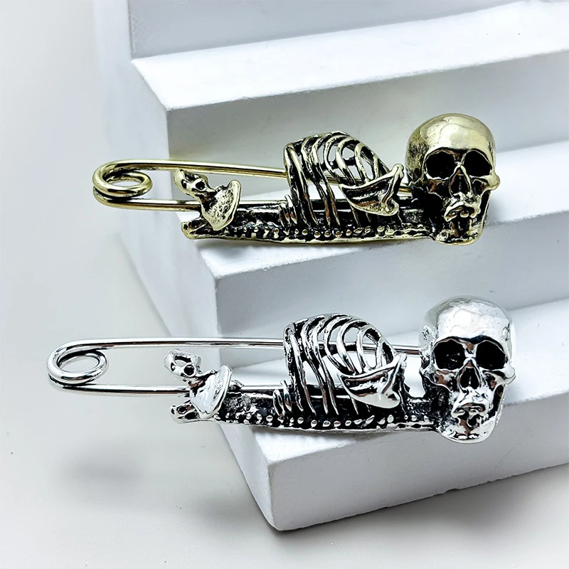 Halloween Schädel Cosplay Pins Gekreuzte Knochen Künstliche Edelstein Skelett Flügel 3D Kostüm Hut Pins Party Punk Gothic Metall Broschen – Detail 2