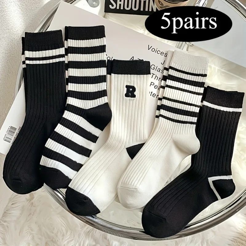 

5 пар модных черно-белых носков средней длины, унисекс, с черно-белым полосатым дизайном.