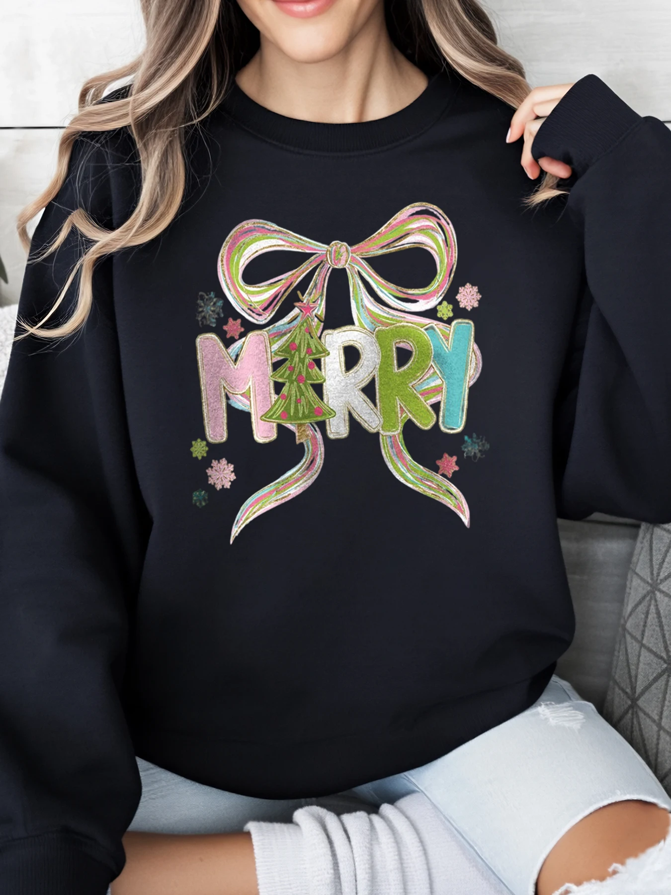 

Толстовка с принтом рождественской елки и банта, праздничная женская повседневная одежда, черная, больших размеров