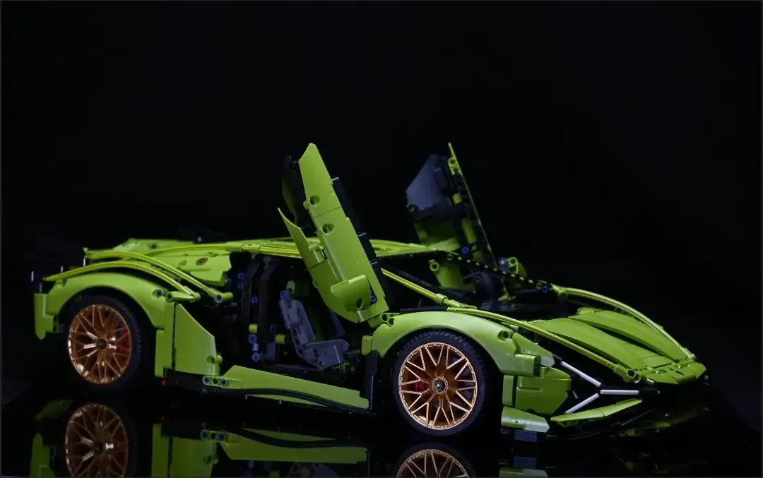 

Technical Remote Control Car Building Set 1:14 Sports Racing Car 1280PCS Building Kit with Motors and Rechargeables Battery Toys