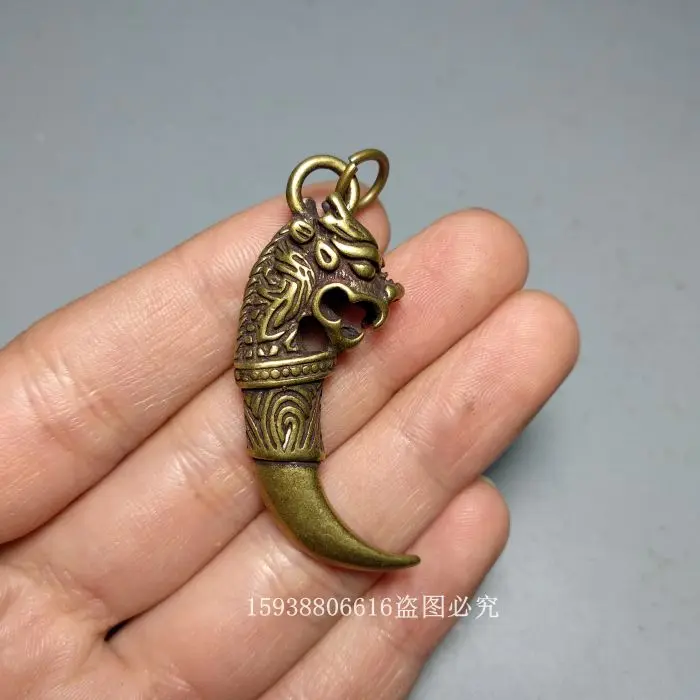 

Antique Bronze Ware Antique Miscellaneous Collection Pure Brass Old Bronze Dragon Teeth Pendant Key Pendant Old Item Old Goods