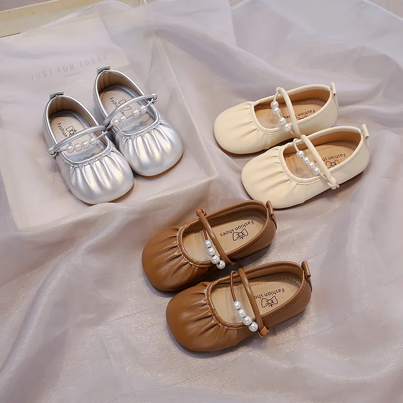 

Girls Dance Shoes Soft Bottom Sweet Pleated Children Flats Elegant Round Toes 2025 Autumn New Kids Princess Shoes Pu Leather
