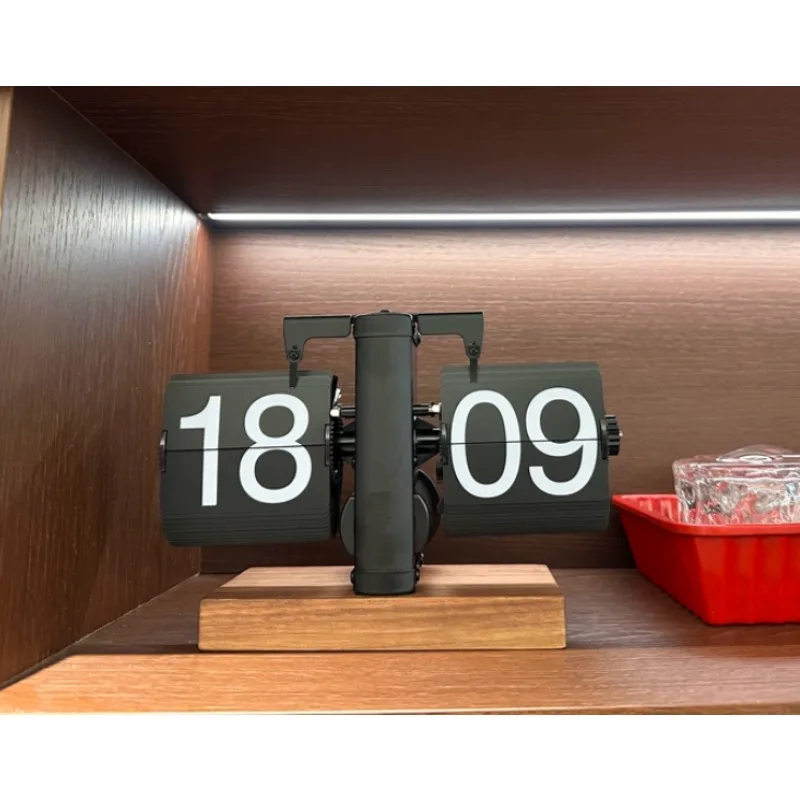 horloge-numerique-retro-a-affichage-automatique-horloge-de-table-mecanique-vintage-ornement-decoratif-pour-la-maison-la-salle-le-cafe-le-bureau