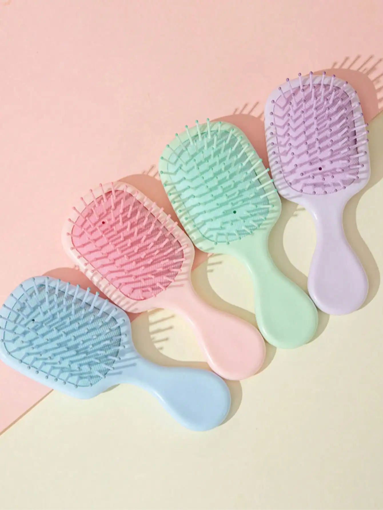 

1pc Mini Air Cushion Comb, Wet And Dry Comb, Combing Curls And Removing Entanglement, Suitable For Women, Mom, Wife, Sister, Teen, Girlfriend, Suitable For All Hair Types, Hairbrushes, Combs, Hair Tools, Hair Products And Accessories Suitable For Hair