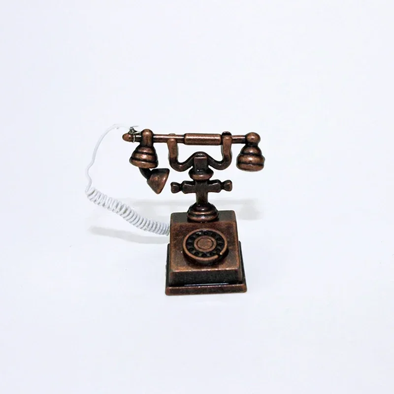 Home Decor Alloy Vintage Rotary Telephone Toys Mini Retro Phone Model for Kids Miniature Phone Dollhouse Baby House Accessories