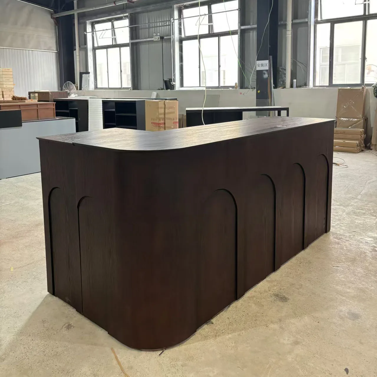 طاولة زاوية لصالونات التجميل من الخشب الصلب، متجر فضي، طاولة صغيرة، طلاء تجاري، مكتب أمامي #3