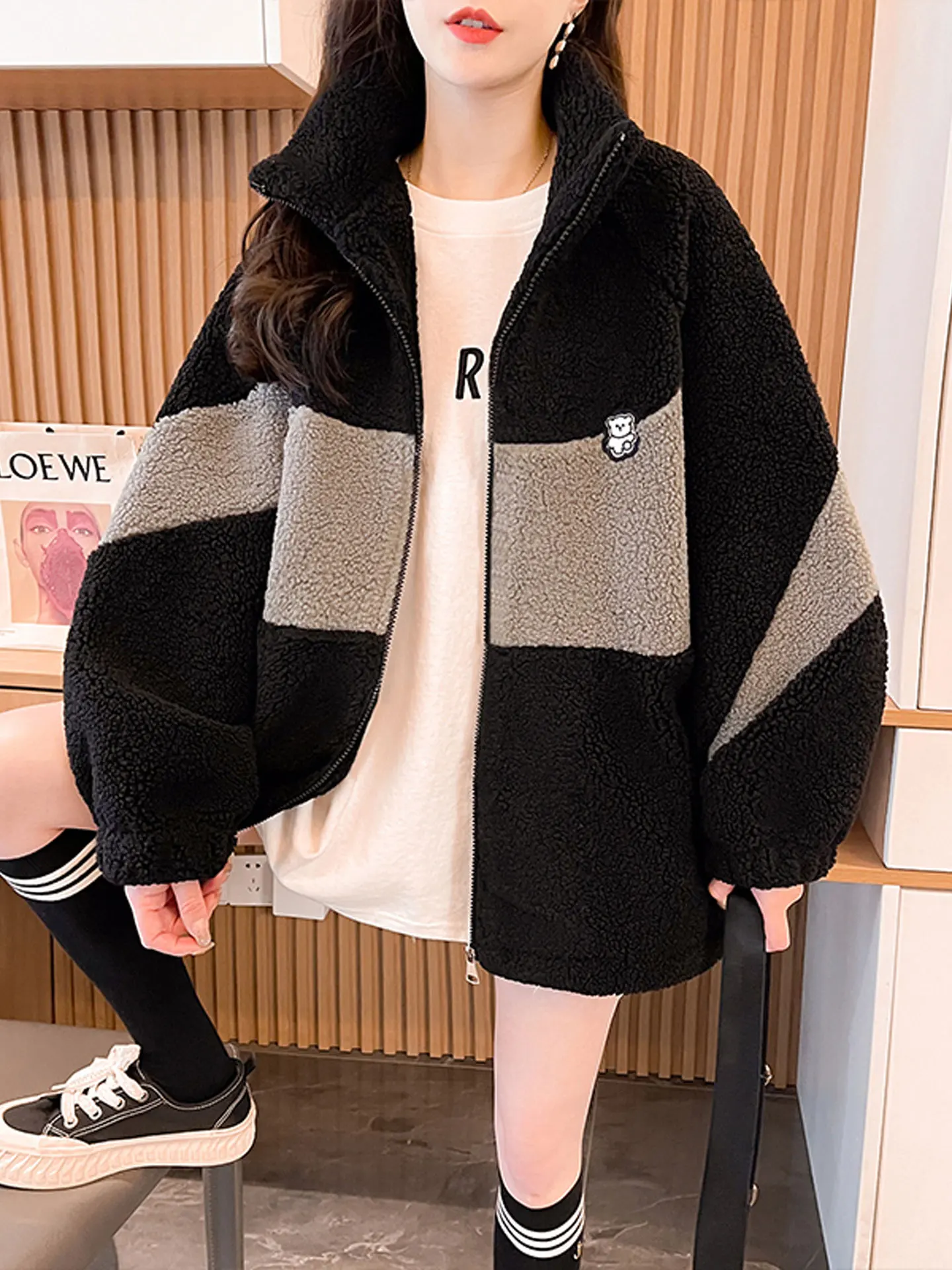 Ladies' Oversized Fleece-lined Thickened Lamb Velvet Hoodie Jacket Autumn Winter Korean Style Casual Comfortable Zipper Closure