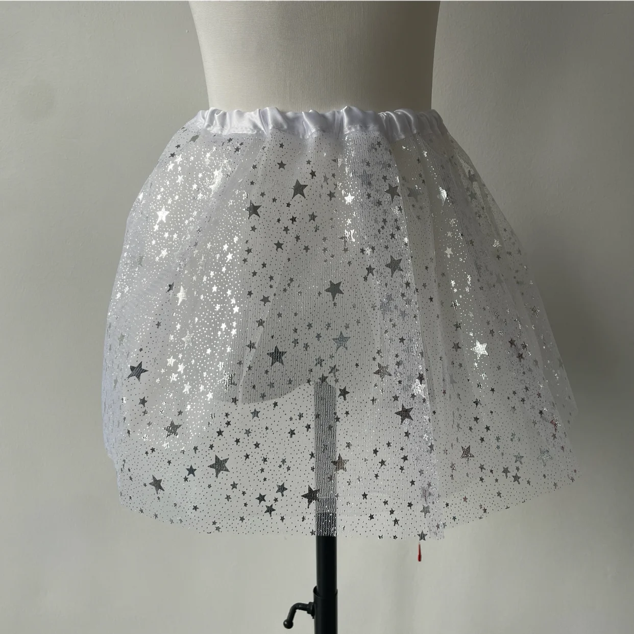 Children\'s mesh TUTU skirt, starry mini skirt, light and bright dance dress, with multiple colors to choose from