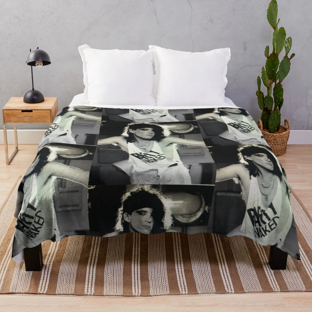 

RATT STEPHEN PEARCY by Neil Zlowzower Print 2023 Throw Blanket Soft Cozy Blanket for Pet Kids Adults
