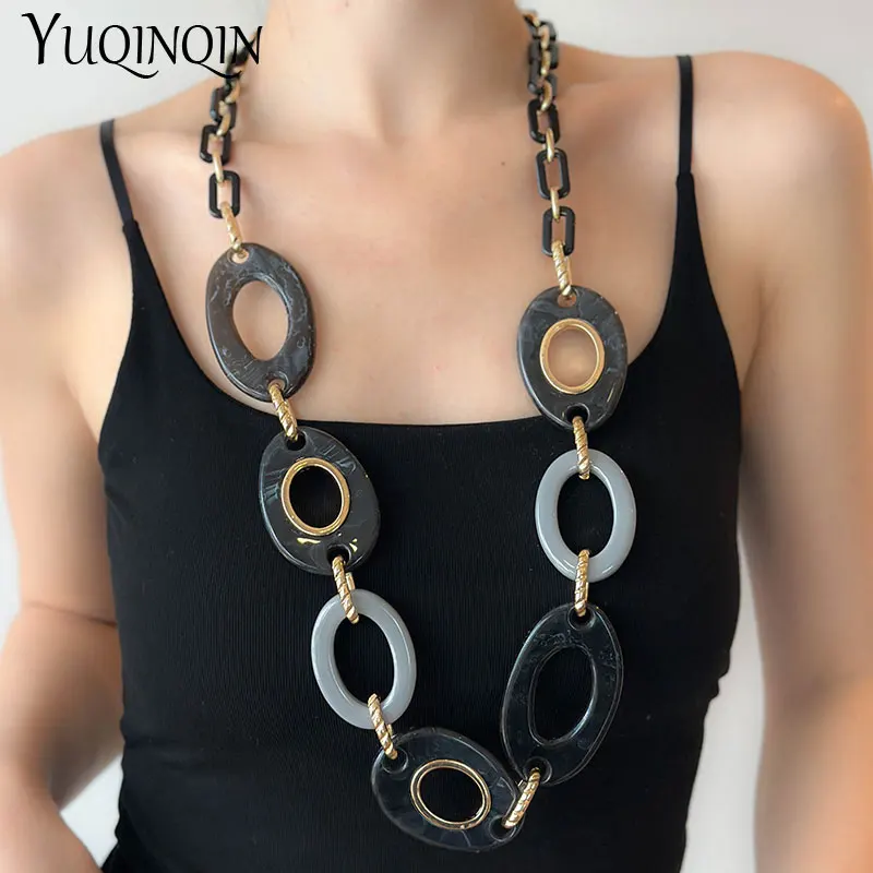 Trendy Large Colorful Resin Chain Necklace For Women Long Round Exaggerated Pendant Necklace Female Bohemia Accessories Vintage