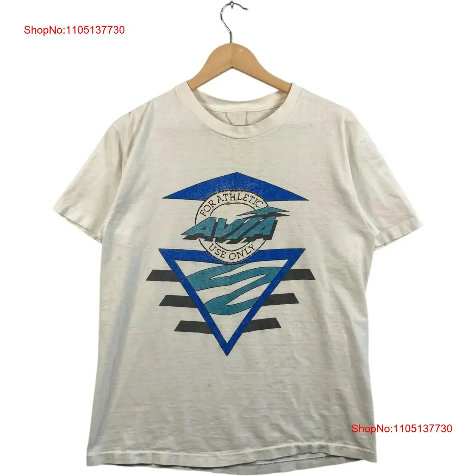 Vintage Avia Big Spellout Logo 90s Camiseta para hombre Blanco L vintage Lavado Versátil Ropa de diseñador unisex Gráfico estirado
