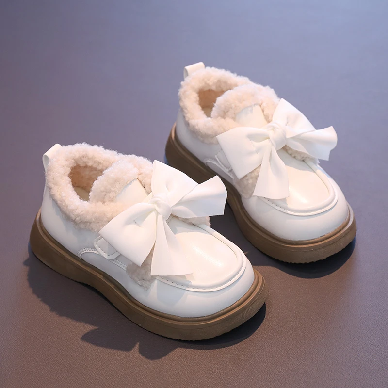 

Warm Short Plush Ankle Boots Girl 2025 Winter Cute Bowknot Decoration Slip On Boots Comfort Thick Bottom Non Slip Booties Child