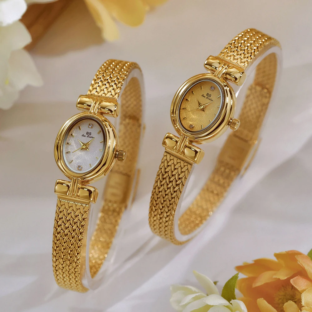 Jam Tangan Wanita Sederhana Mewah Ringan Baru Jam Tangan Wanita Temperamen Perhiasan Jam Tangan Kuarsa Wanita Klasik Modis 2025