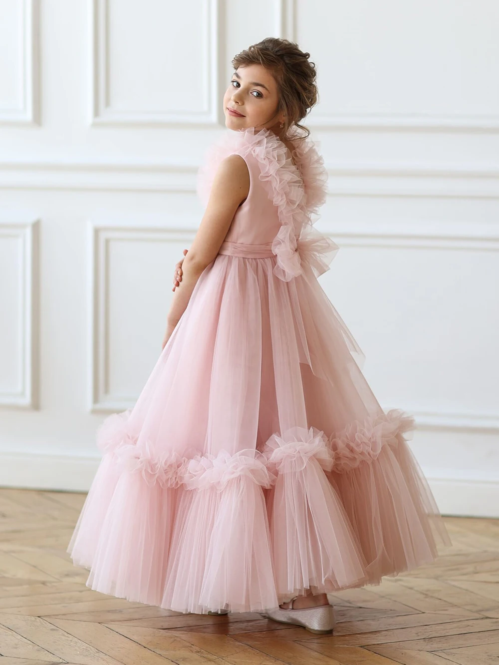 Vestido de niña hinchada, vestido de bebé rosa con tren, vestido de niña de flores con lazo, bonito vestido de cumpleaños para niño, primera comunión