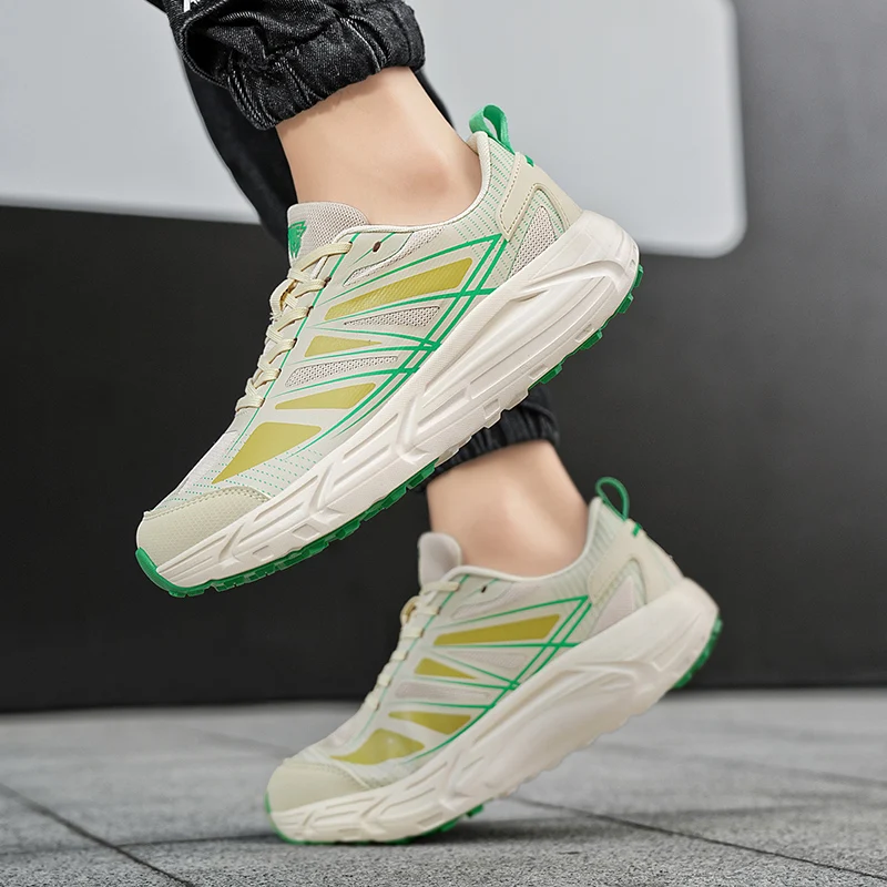 Men's wide-headed plus-size casual sports shoes Four seasons new soft-sole comfort outdoor running shoes student speed sneakers