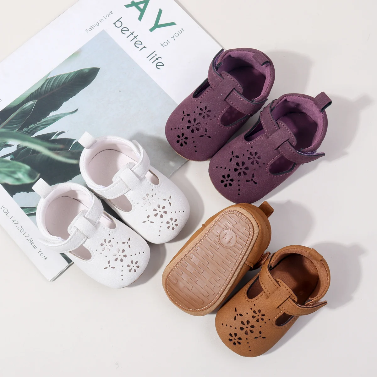 

Детская обувь для мальчиков и девочек, новый стиль, для детей 0–1 года, полая резиновая подошва, противоскользящая и дышащая обучающая обучающая обувь