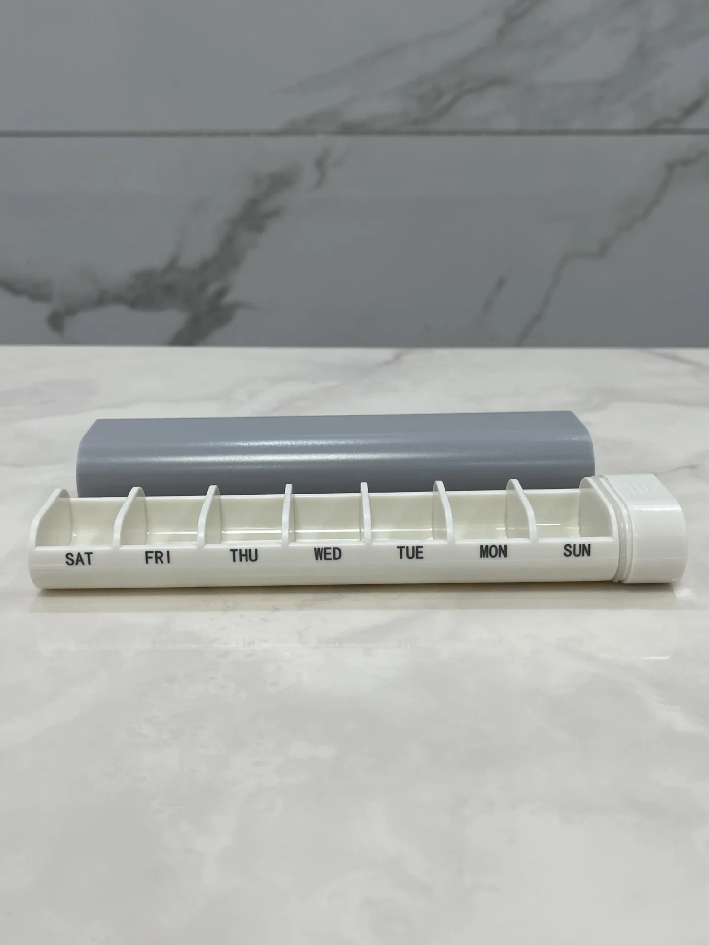 Neue Hochwertige Tragbare Pillendose 7 Tage 7 Fächer Pillenorganizer Aufbewahrungsbox Reisebehälter für Medikamente Vitamine Fischöle – Detail 6