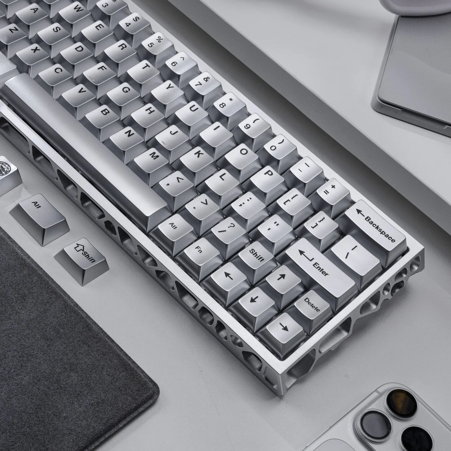 Metal Paint PBT Keyboard Keycaps,126 Keys UV Silver Color Cherry Profile Retro Custom Keycaps For MX Mechanical Keyboards