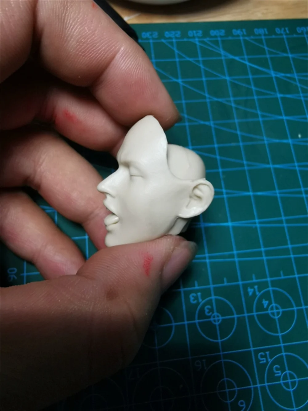 Unpainted 1/6  Beauty Female Head Sculpt Eyes Closed and Tongue Out ExpressionCarved Model Fit 12