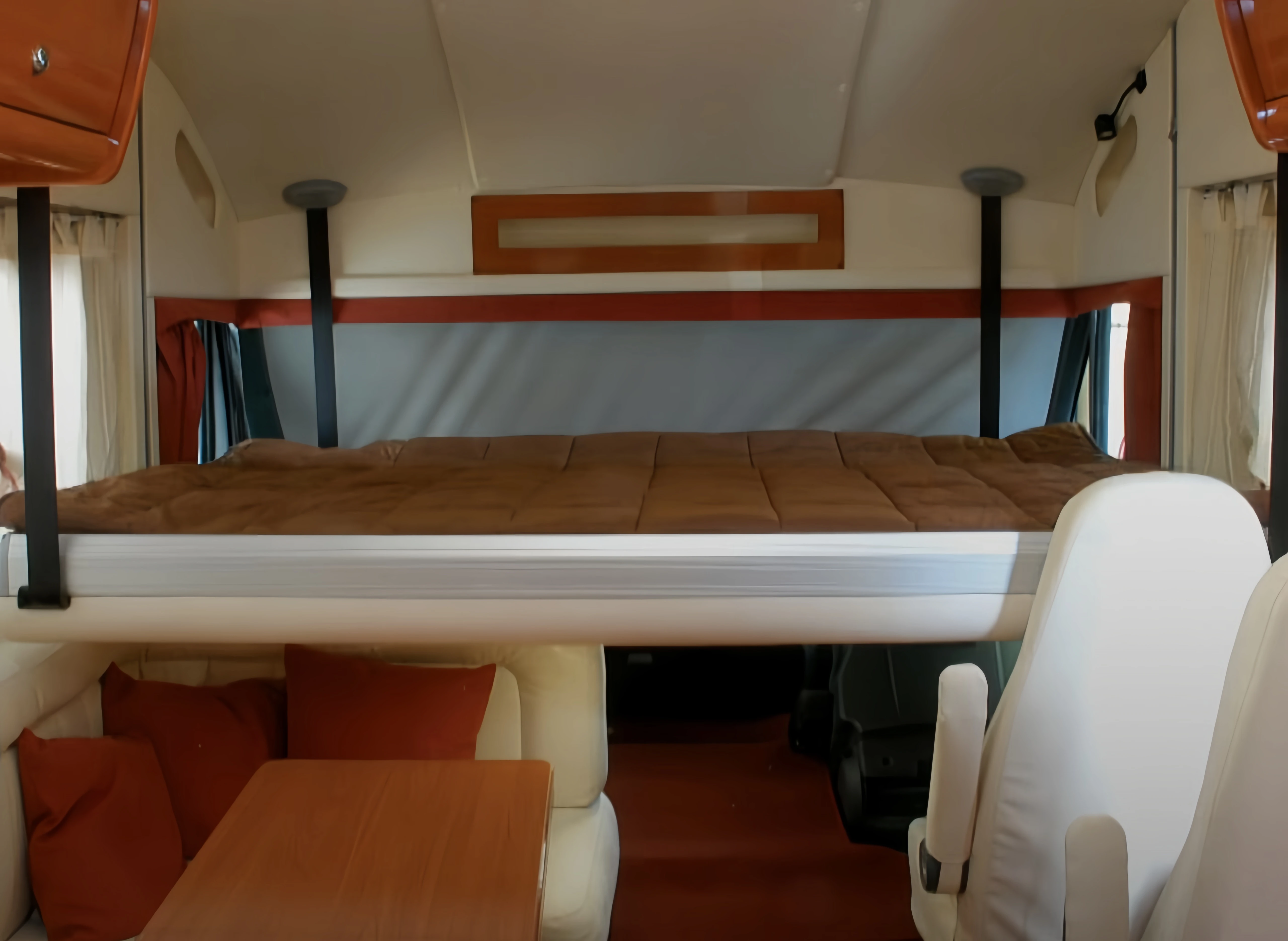 Lit élévateur RV intelligent réglable électrique de caravane de haute qualité OEM