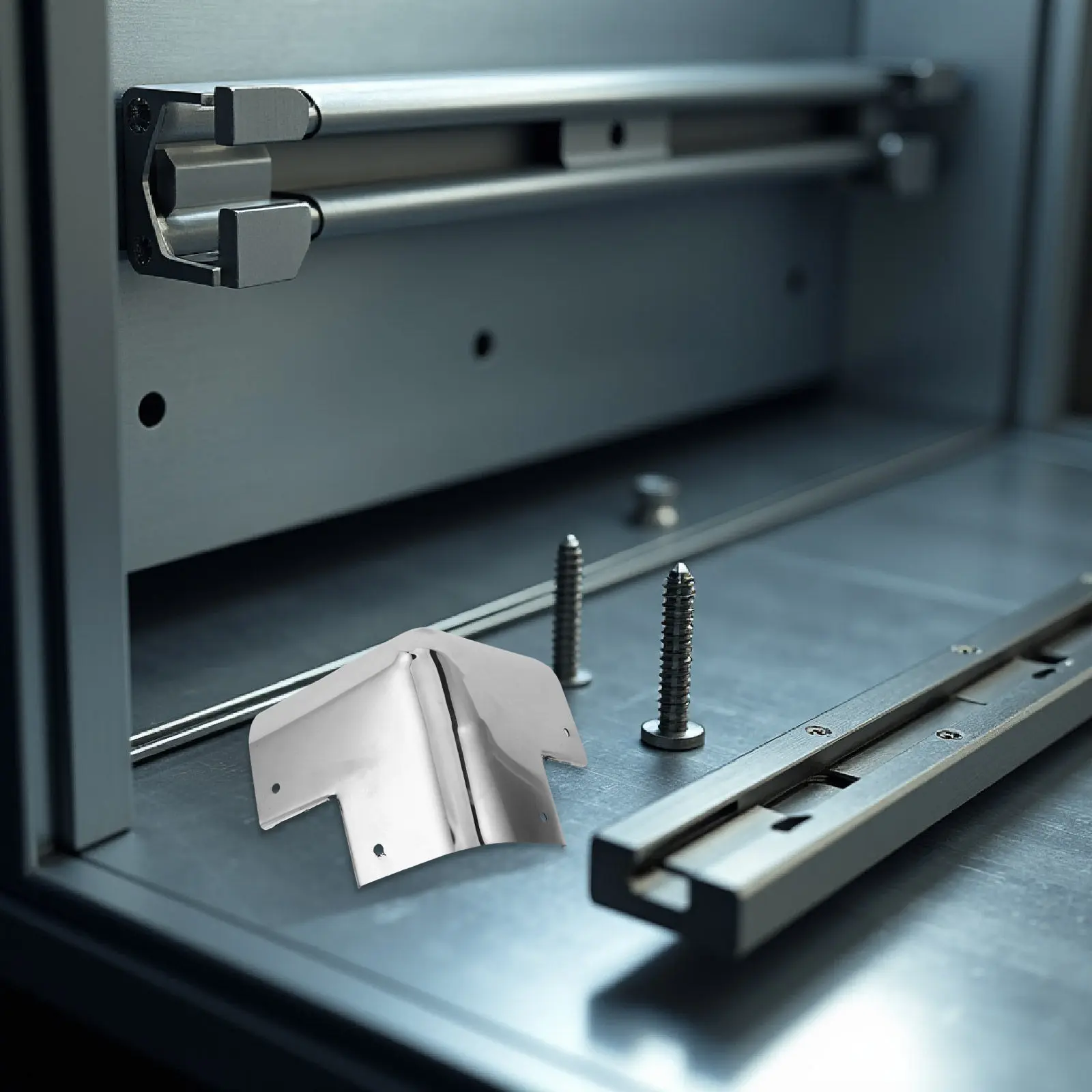 

Heavy Duty Stainless Steel Cold Storage Truck Edge Shield Cargo Trailer Corner Protector Flatbed Cargo Protector Metal Guard