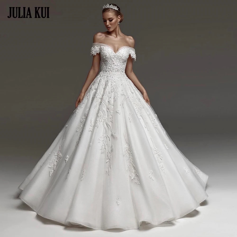 

Julia Kui Custom Made Vintage Off Shoulder Sleeves Ball Gown Wedding Dress With Beading Embroidery Lace Court Train Bridal Gown