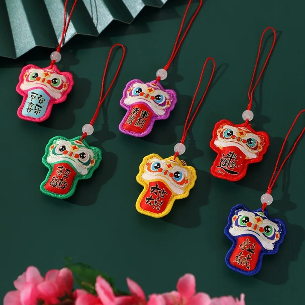 Brocade Lion Dance Embroidered Pendant Chinese Style Spring Festival Hanging Decoration Funny Zodiac Mascot