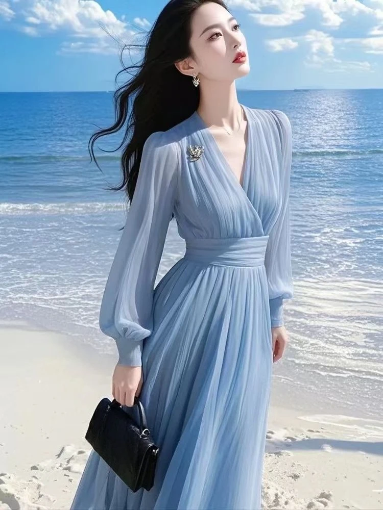 فستان شيفون أزرق ربيعي جديد لعام 2025 مطلي برقبة على شكل V وأكمام طويلة وخصر عالي، فساتين طويلة فرنسية أنيقة للمرأة