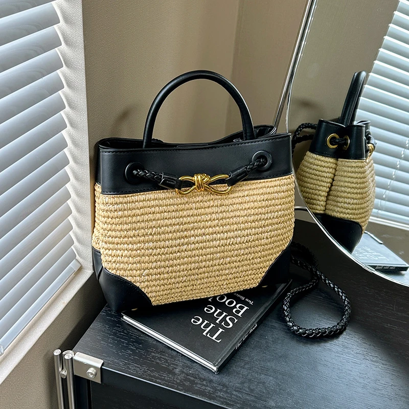 

Stylish Leather Shoulder Bag For Women Crossbody Bag Messenger Bag Combo Fashion Luxury Designer Brand