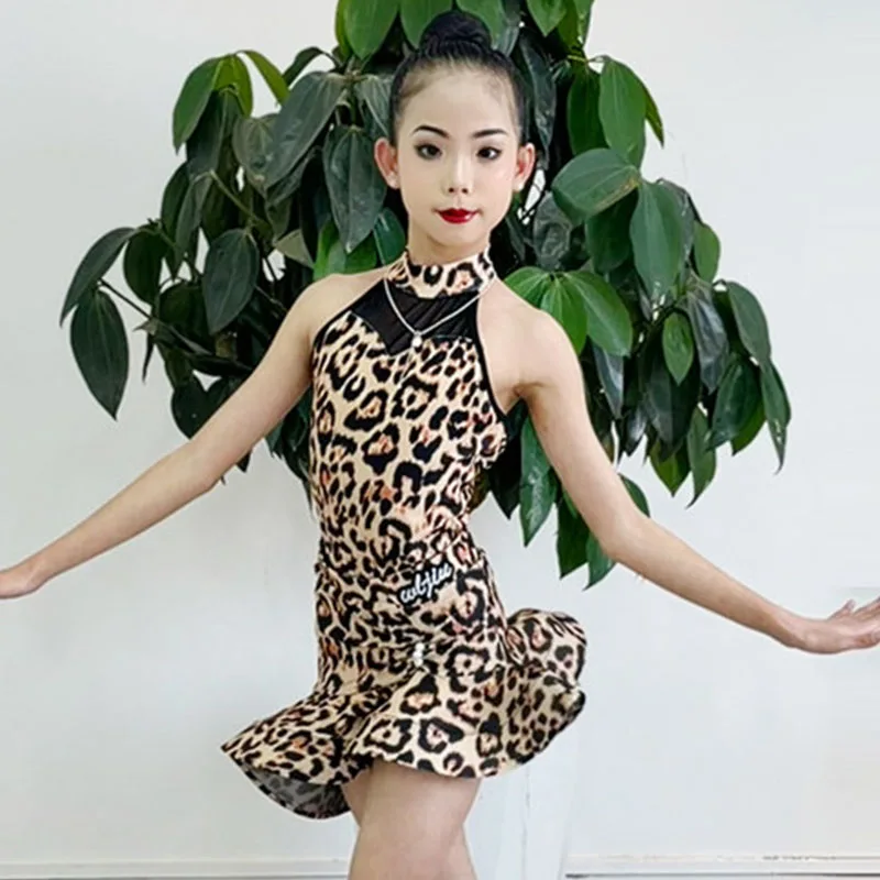 

Танцевальное платье для девочек 2026 года, леопардовый костюм с лямкой через шею для выступлений на сцене, одежда для тренировок по ча-ча-ча и румбе VDL5267