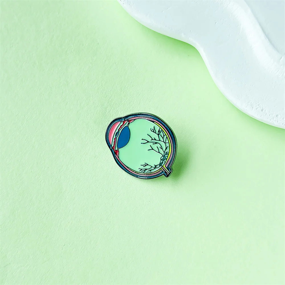 Harong Eyeball smalto Pin delicato adorabile spilla medica cappello abbigliamento distintivo per oftalmologo medico infermiera gioielli regalo