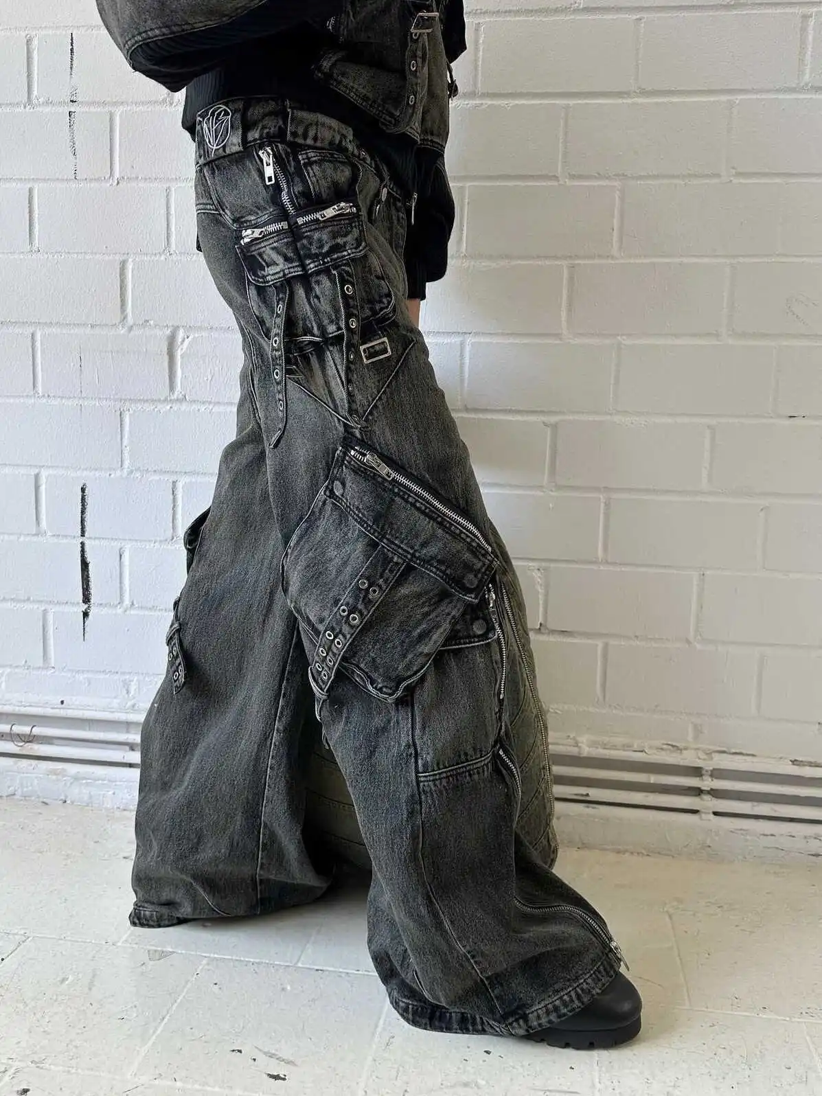 

No/Faith Heavy Du Crted Desert Wasteland Zipper Multi-ket Loose Straight Leg Bell Bot Workwear Denim Jeans