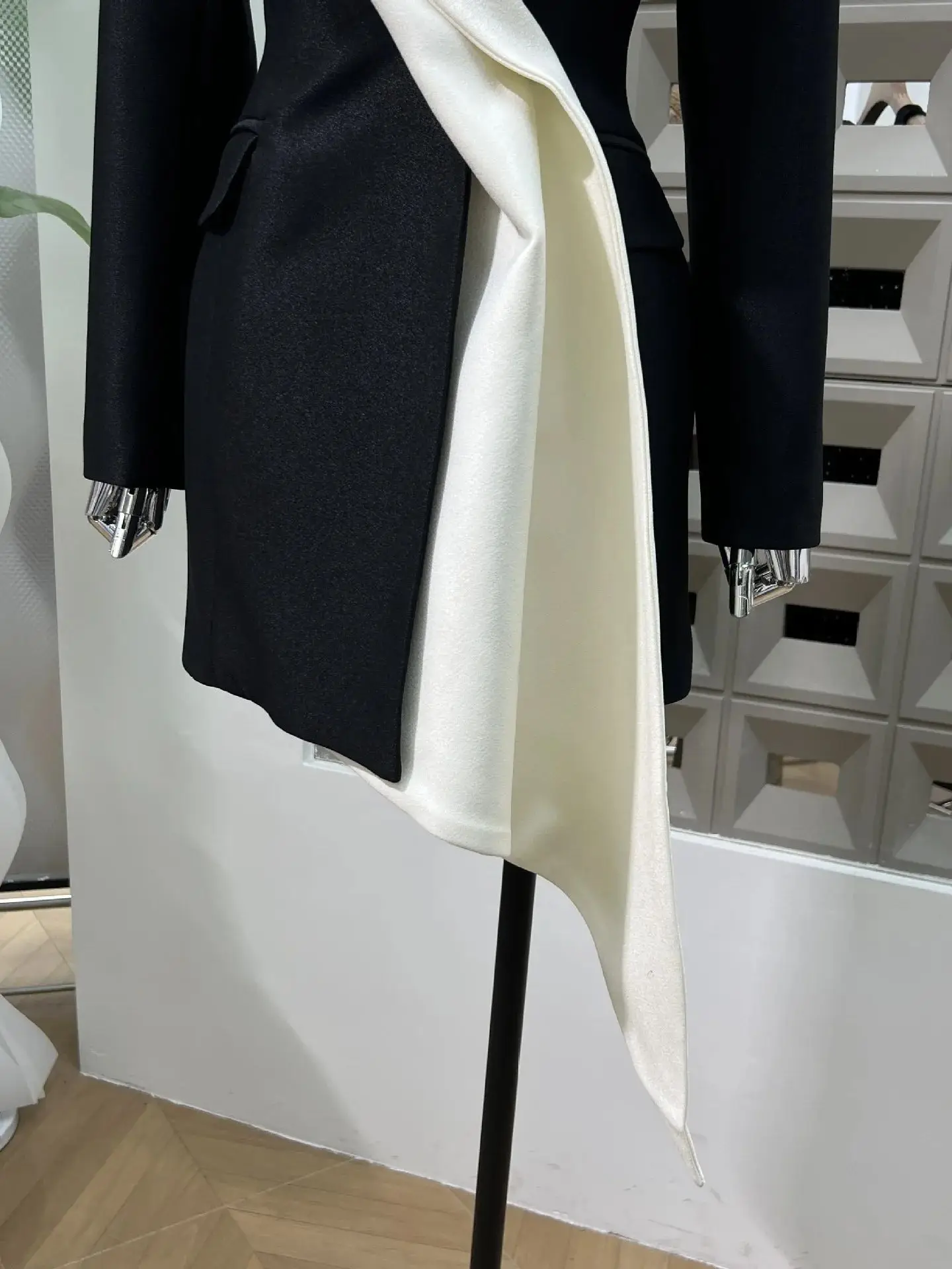 2023 Nieuwe Damesjurken Slim Fit Mini Capuchon Lange Mouw Gordel Patchwork Chic Stijlvolle Party Club Cocktail Bal Avondjurk