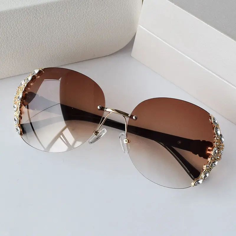 New Women's Borderless Sunglasses Women Decorative Diamond Fashion Sun Glasses Lady Summer Travel Eyewear UV400 Oculos De Sol