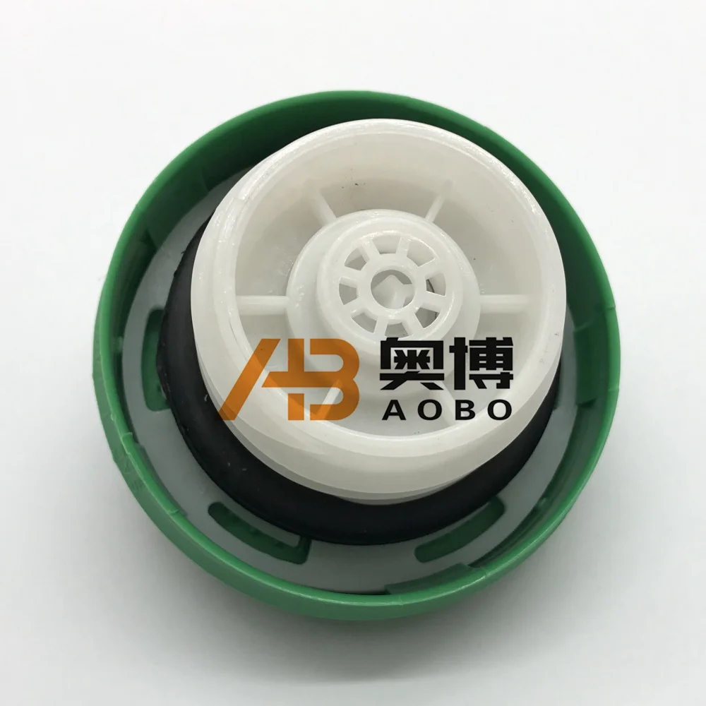 China Factory 6661114 Fuel Tank Cap For Excavator and Loader 331 S130 S160 S175 S330